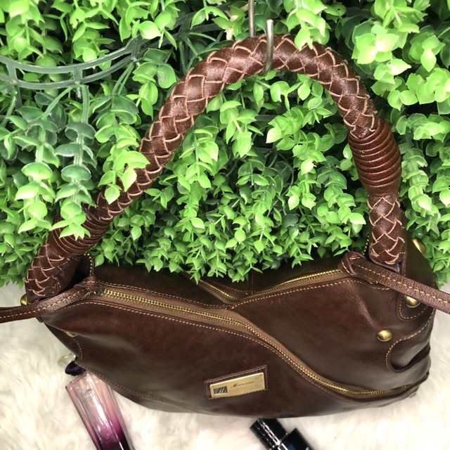 Túi xách kiểu dáng lạ,da thật,Hiệu