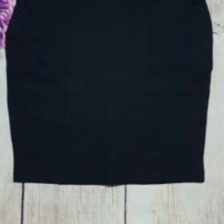 Com bo chân váy + áo kiểu cao cấp.