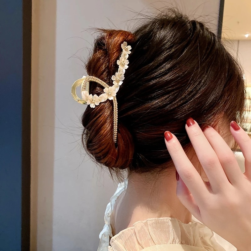 Kẹp Tóc Hình Bông Hoa Đính Đá Bằng Kim Loại Thời Trang Hàn Quốc Dành Cho Nữ
