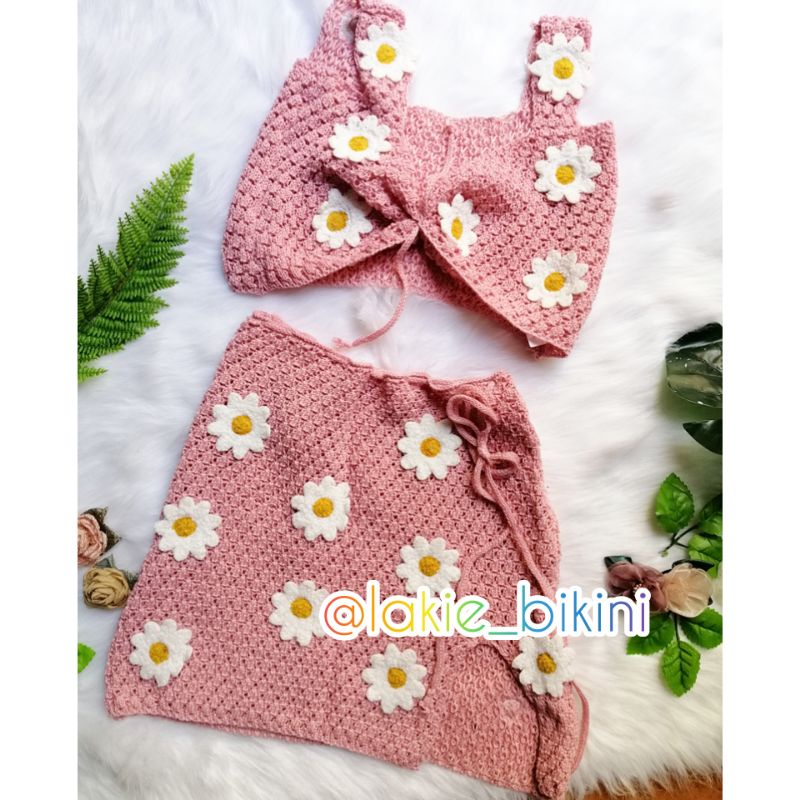 Set Áo Váy Len Hoa Cúc Crop Top Cover Up Đi Biển