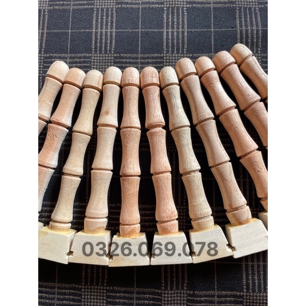 Cầu phụ đốt trúc dễ dàng lắp ráp vào lồng chim