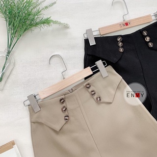 Quần short nữ nút kiểu ENVY Q42