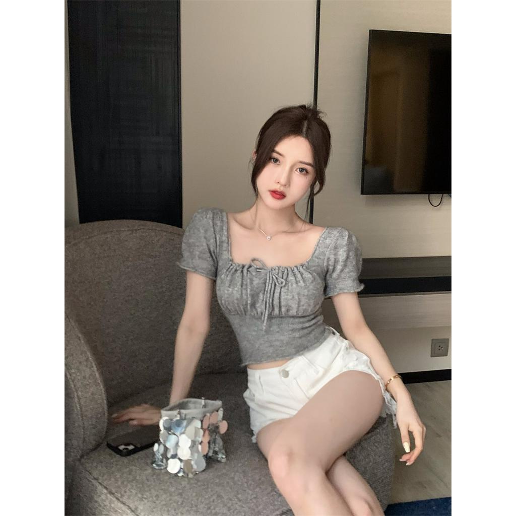 Áo Thun Tay Ngắn Dệt Kim Ôm Dáng Thiết Kế Dây Rút Xếp Ly 3 Màu Tùy Chọn Cho Nữ