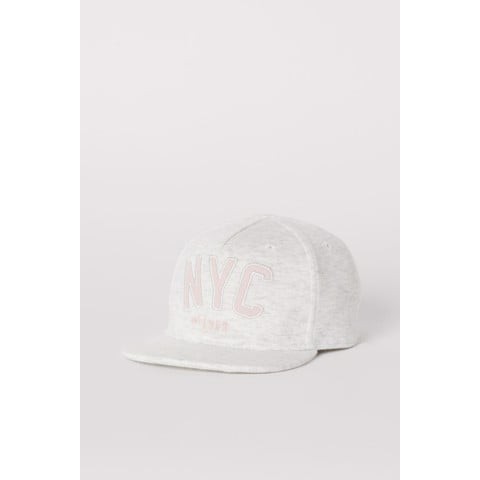 Mũ bé trai H&M - Xám chữ NYC hồng