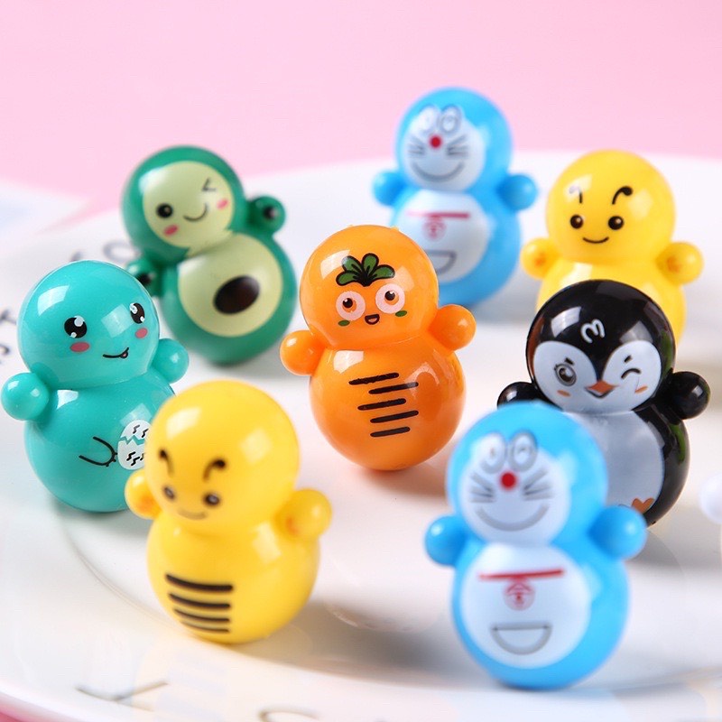 Lật đật mini size 4 cm bằng nhựa hình hoạt hình cho bé (Mẫu Ngẫu Nhiên 1 con)