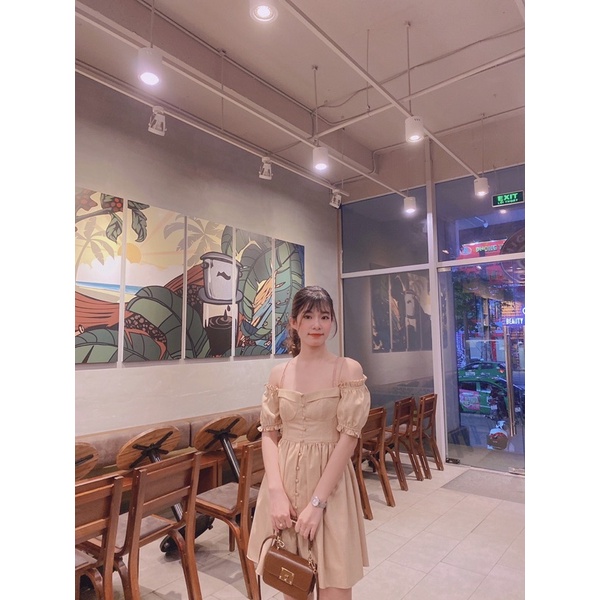 Vá mollynista size M