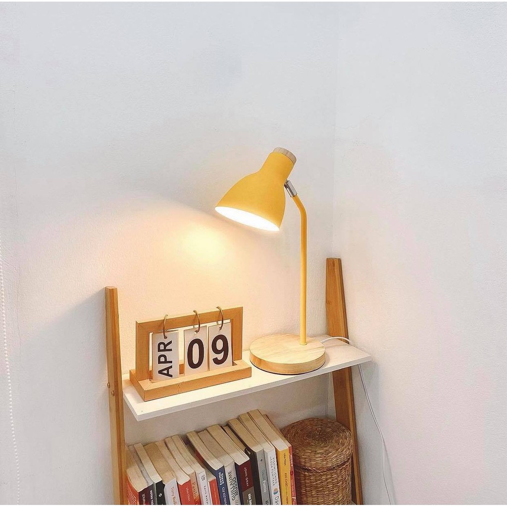 Đèn bàn chân gỗ, đèn đọc sách để bàn phong cách Hàn Quốc - Nhà Chi Decor