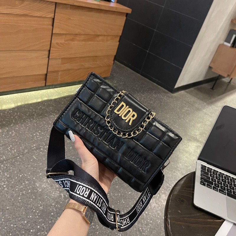Túi xách đeo chéo nữ thời trang giá rẻ đẹp đi chơi phong cách hàn quốc dễ thương cute DC330
