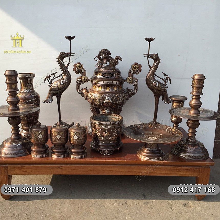 Bộ Đồ Thờ Bằng Đồng Ngũ Sắc 61cm - Đỉnh Cao Nghệ Thuật Chạm Khảm