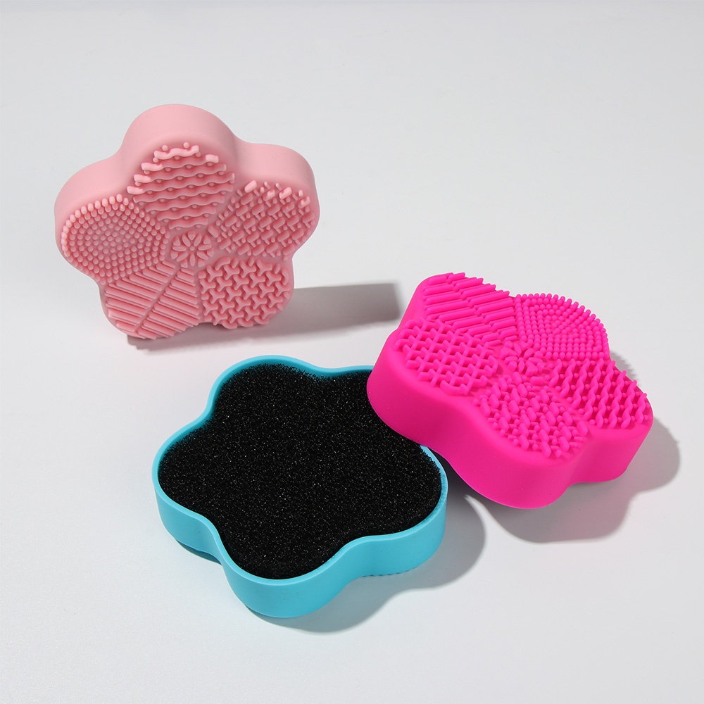 [Hàng mới về] Miếng Silicone Vệ Sinh Cọ Trang Điểm Ướt / Khô Tiện Lợi