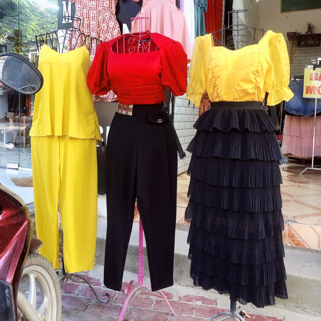 Chân váy ren tầng