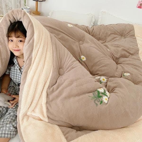 Chăn lông thỏ Lidaco thêu hoa cúc mềm mịn 4,5kg kích thước 2m3x2m
