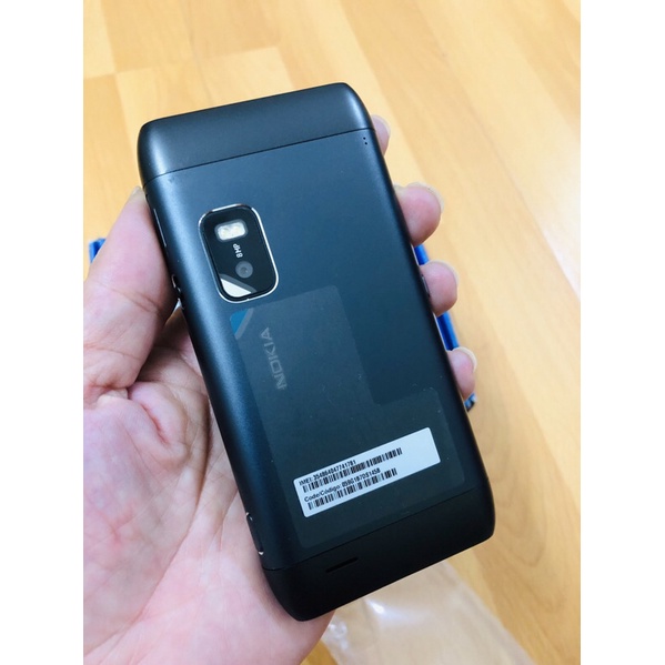Điện thoại Nokia E7 nguyên hộp