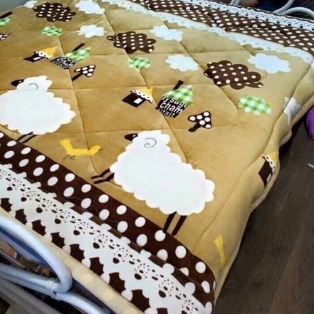 Chăn Lông Cừu 3 Lớp Loại 1 Siêu Dày Siêu Ấm Mùa Đông Kích Thước 1m9x 2m2 Nặng 2,7kg, Chăn Cừu Ấm.