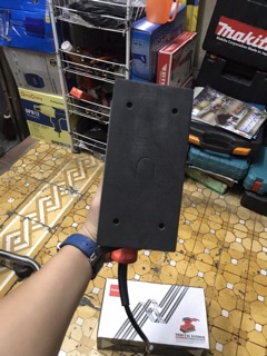 Máy chà nhám rung chữ nhật