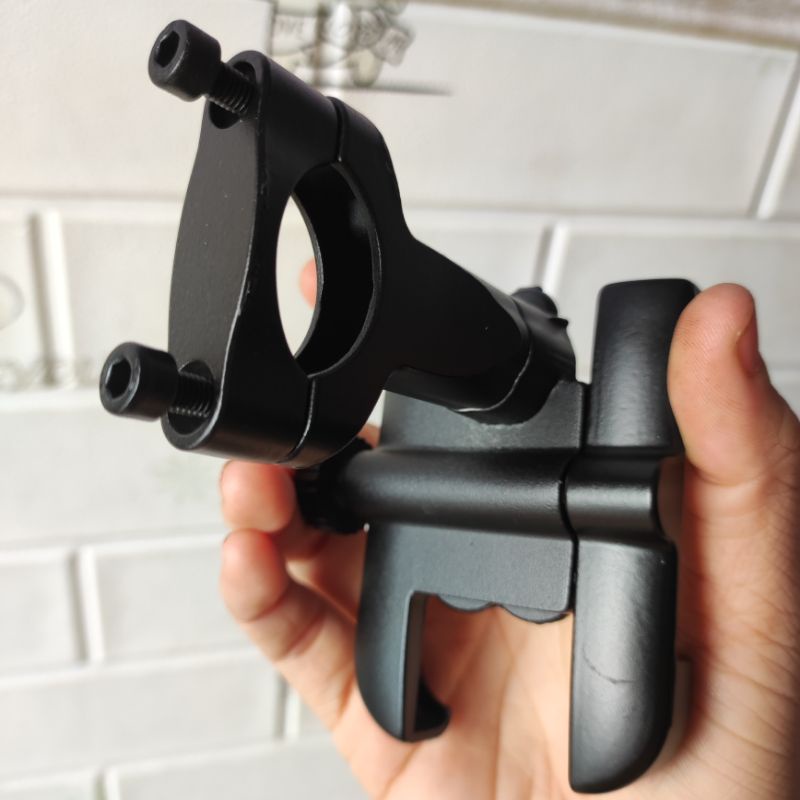 Giá đỡ kẹp điện thoại trên môtô ,xe đạp gắn ghi đông C1