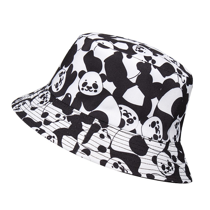 Mũ tai bèo in hình phong cách thời trang