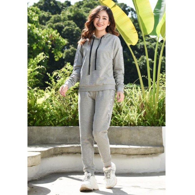 Bộ mặc nhà thể thao Winny 369029 Giá 638.000đ