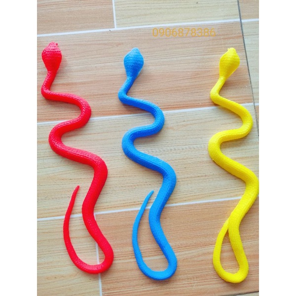 Rắn giả như thật cao su đồ chơi troll bạn bè giảm stress