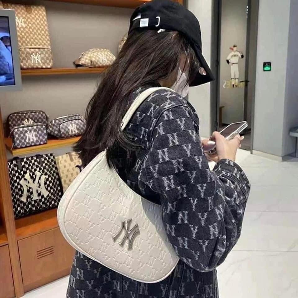Túi Kẹp Nách  MLB NY Monogram Diamond Da In Chìm Full Tag Code