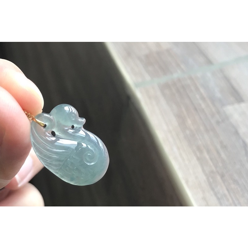 Mặt thiên nga Jadeite Jade A thiên nhiên móc gold 18K