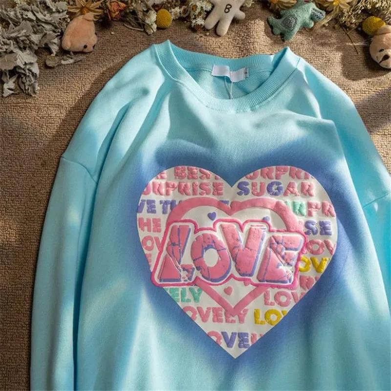 Áo Thun Tay Dài Cổ Tròn In Hình Trái Tim Phong Cách Graffiti Mới Dành Cho Nam Và Nữ 2021 | BigBuy360 - bigbuy360.vn