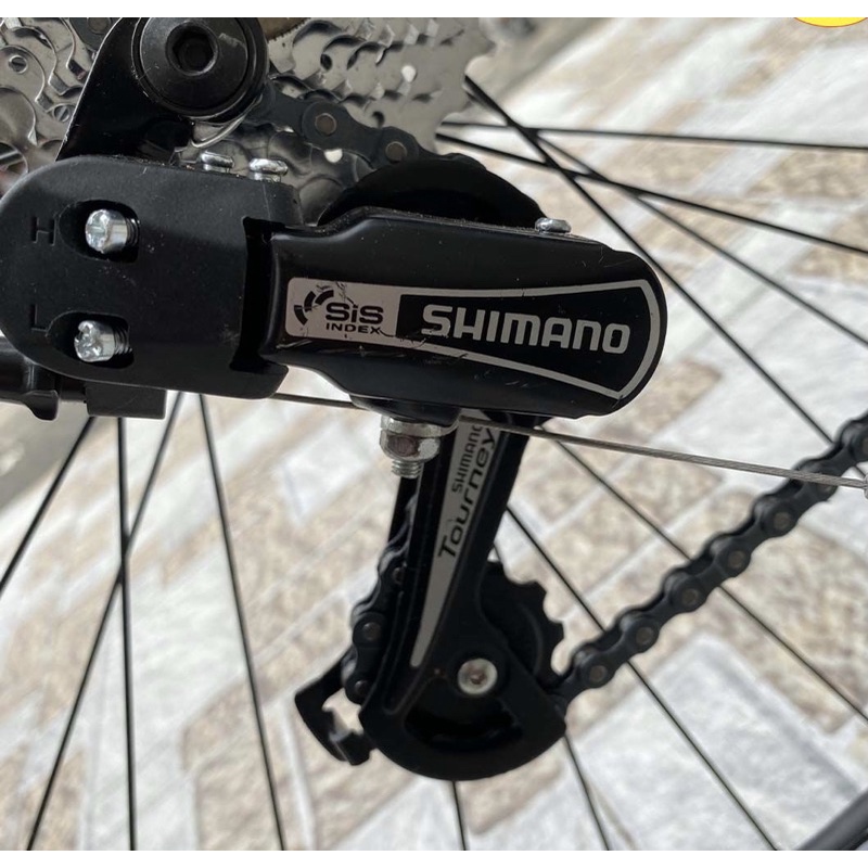 (Sỉ Lẻ ) Xe đạp đường phố California City 300.Khung nhôm bộ chuyển động Shimano.Tặng kèm báo hiệu gắn đuôi xe đạp.