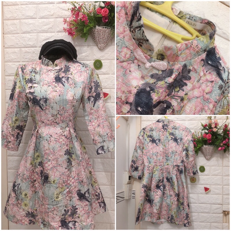 Sườn xám Trung Hoa trẻ trung dưới 60 kg