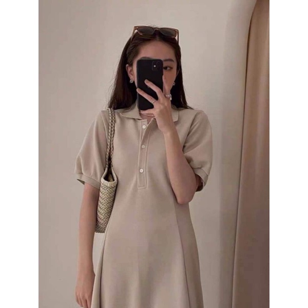 Váy Cổ Đức Tay Bồng