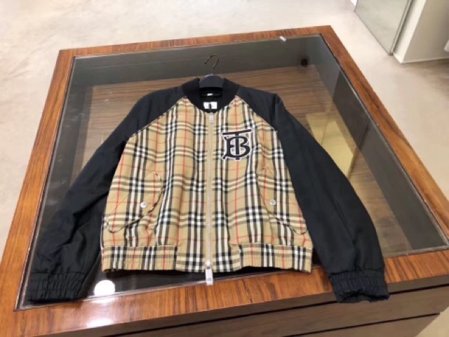 Áo khoác gió TB bbr