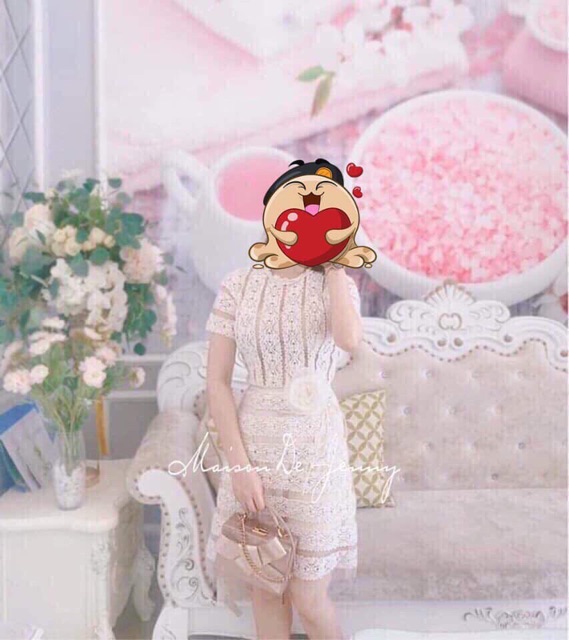 Váy ren thiết kế cao cấp