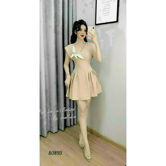 ĐẦM KIỂU NỮ CỔ TIN CHÂN VÁY XẾP LY SANG CHẢNH TINH TẾ CHO CÁC CHỊ EM