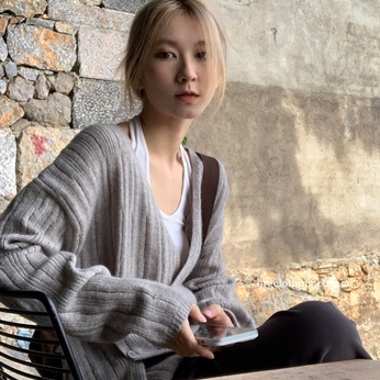 【ZHELIHANGFEI】Áo Cardigan Dệt Kim Tay Dài Cổ Chữ V Dáng Rộng Phong Cách Preppy Dễ Phối Đồ