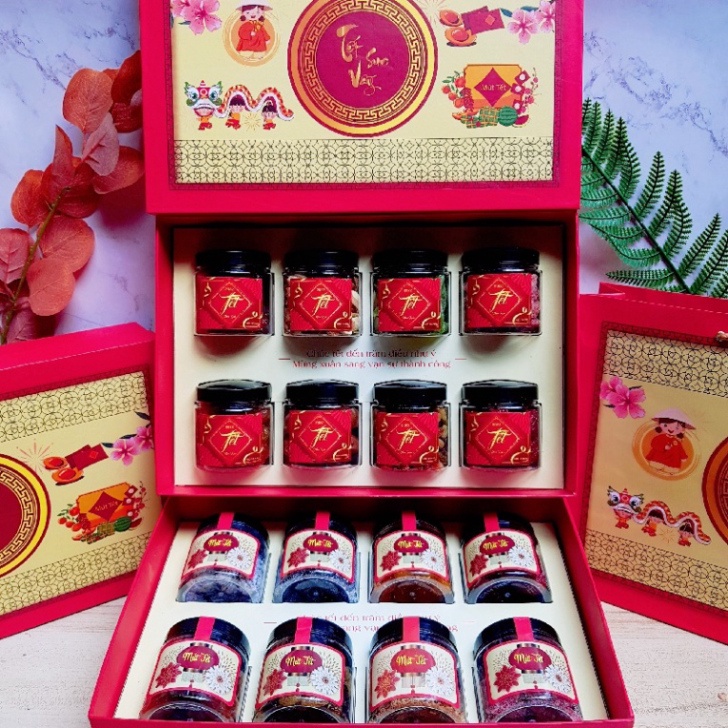 Hộp Quà Tết [ Nhân Mứt Thượng Hạng ] - Hộp Mứt Tết Mix Set 8 Hũ Sang Trọng - Quà Tặng Doanh Nghiệp , Người Thân Tết