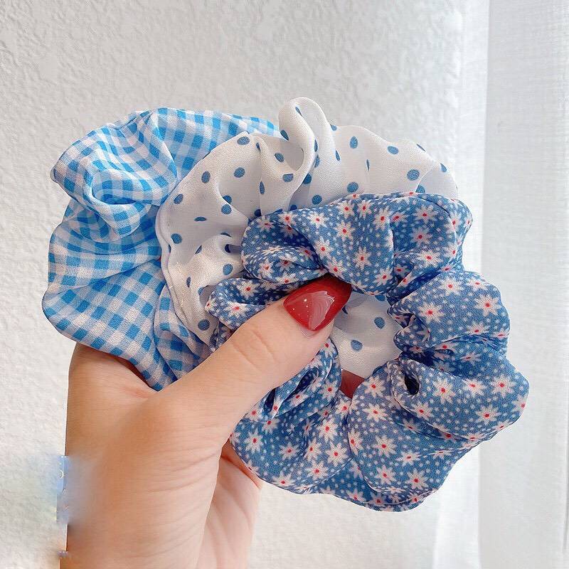 Cột tóc vải Scrunchies họa tiết Xanh Thiên Thanh, dây buộc tóc scrunchies hot nhất SC005