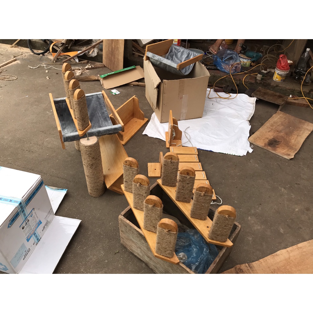 Trụ cào móng, nhà cây, cattree treo tường