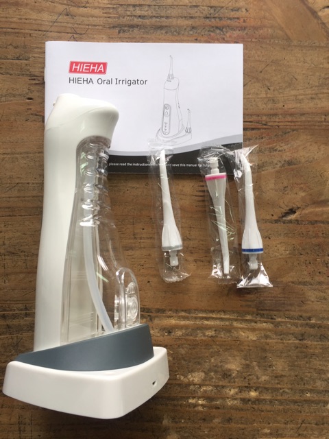 Máy tăm nước HIEHA oral lrrigator .sạc không dây
