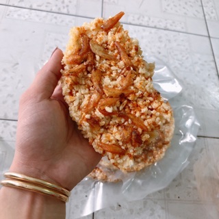 Cơm cháy cá cơm 190g hút chân không