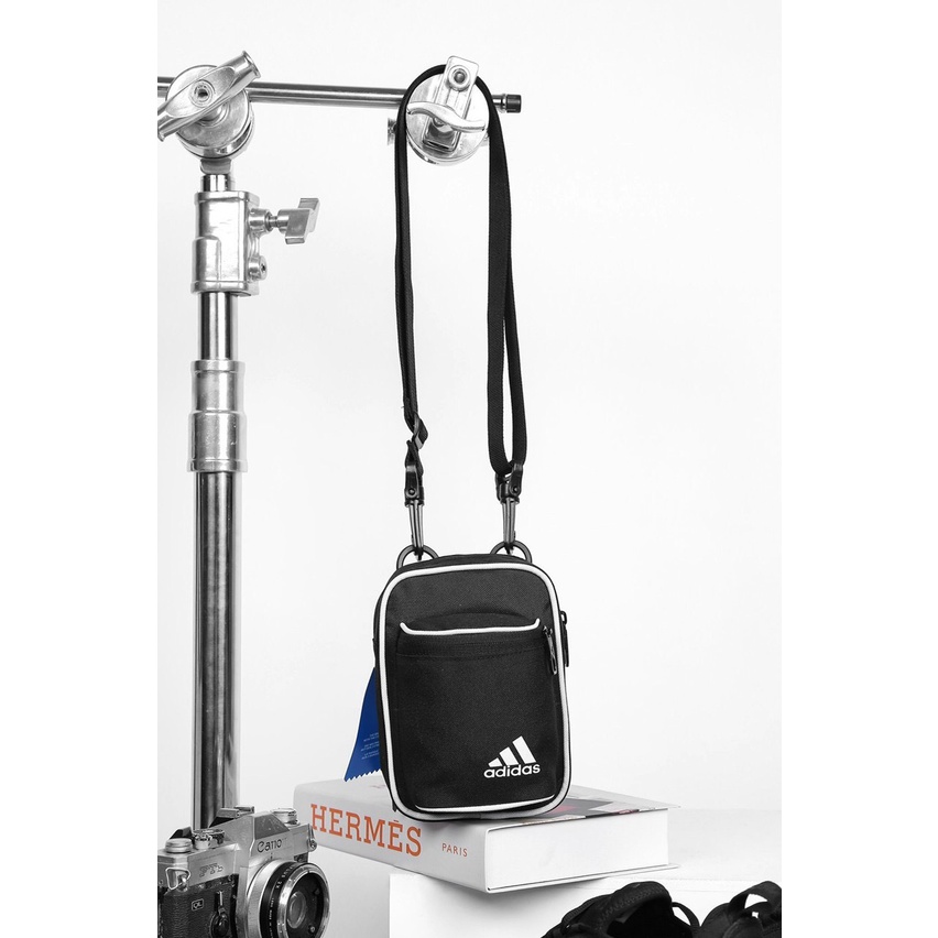 [KINGBALO] Túi đeo chéo mini Adidas CL ORG chất liệu sợi tổng hợp khoá kéo ép nhiệt. Nhỏ gọn, tiện dụng đầy đủ code