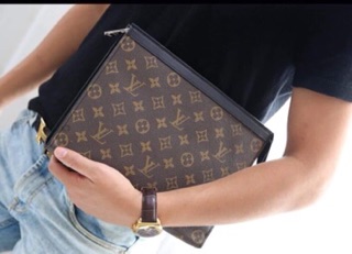 Túi Cluth LV Louis Vuitton size 25