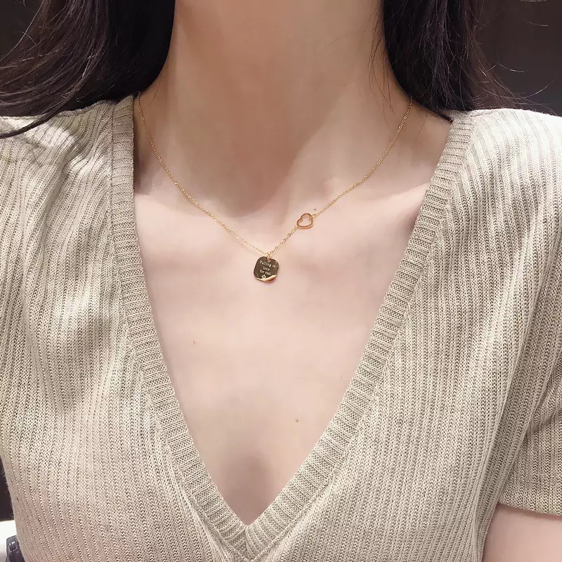 Dây Chuyền Ngắn Mặt Vuông Khắc Chữ Tiếng Anh Màu Sắc Cổ Điển Thời Trang