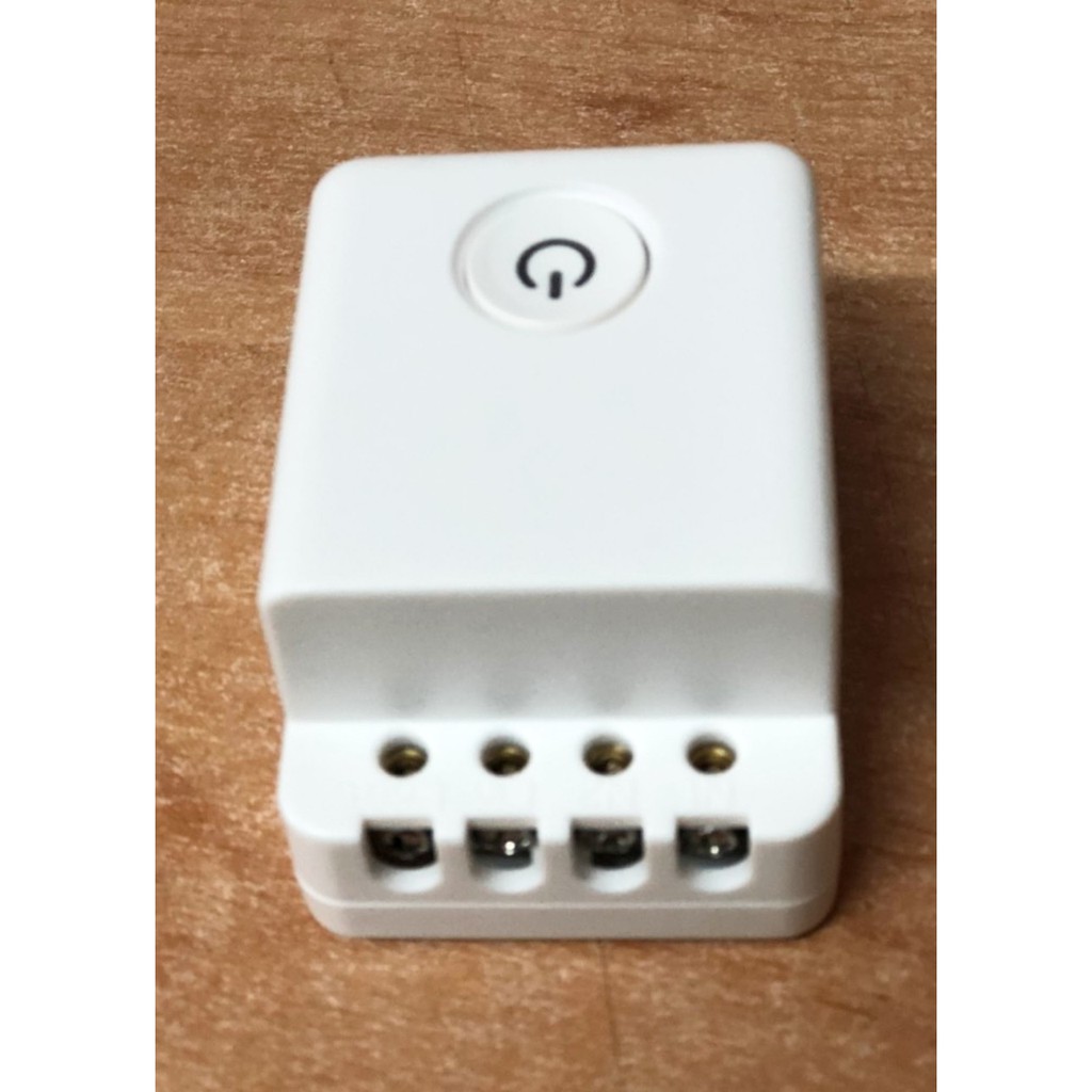 Công tắc điều khiển wifi Broadlink MCB1