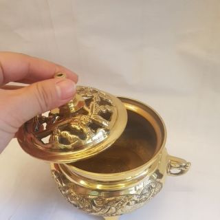 Lư xông trầm 3 chân
