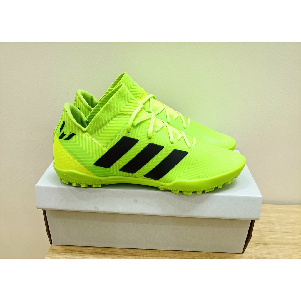 Giày Bóng Đá TQ Nemeziz 18.3 Chống nước tốt, độ bền rất cao mà không cần khâu đế