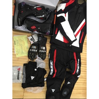 Áo giáp Dainese ( ảnh thật)