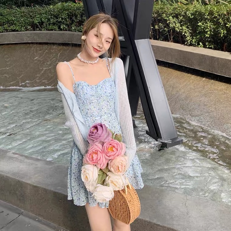 Váy 2 dây hoa nhí màu xanh, đầm hoa nhí 2 dây màu xanh lam