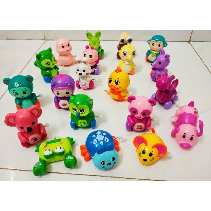 Đồ chơi thú vặn cót hot hít cho bé