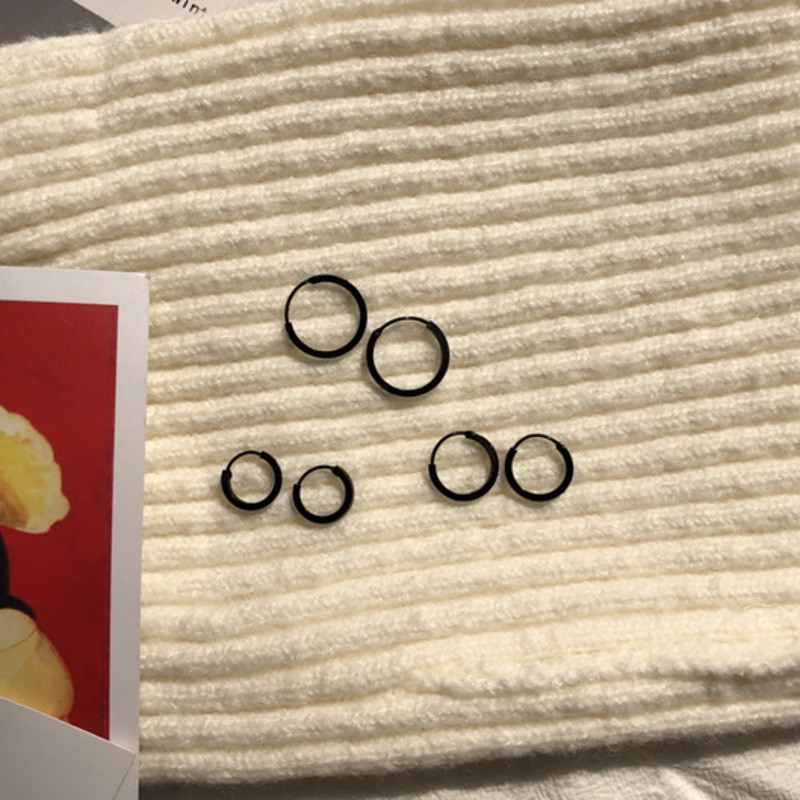 Hoa tai thời trang Hàn Quốc màu đen đơn giản