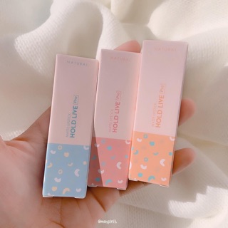 Son dưỡng hồng môi Hold Live Natural, 59k cây