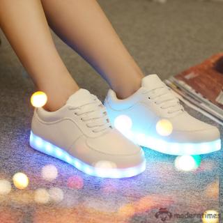 Giày có đèn LED phát sáng cho nữ